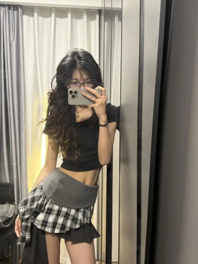 Summer Pure Desire Sexy ort oulder T-irt Top Irregular Plaid Skirt Set Women's Faion Casual Wear Two-Piece Set
Summer Pure Desire Sexy ort oulder T-irt Top Irregular Plaid Skirt Set Women's Faion Casual Wear Two-Piece Set