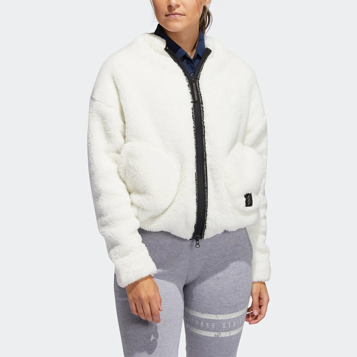 Adidas Originals New Women's Loose Fit Comfortable Training Jacket GM1475
Adidas Originals New Women's Loose Fit Comfortable Training Jacket GM1475