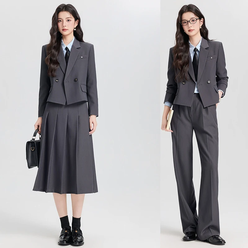Elegant gray casual pants for spring2026New women's clothing with a three-dimensional slimming effect, featuring a slim-fit suit
Elegant gray casual pants for spring2026New women's clothing with a three-dimensional slimming effect, featuring a slim-fit suit