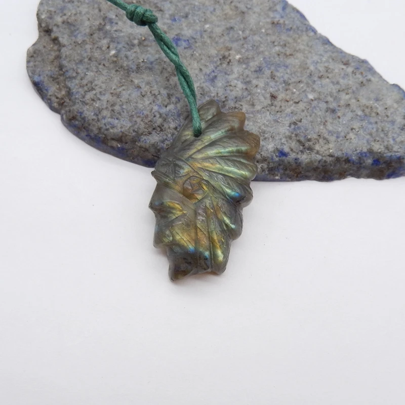 Natural Labradorite Indian Chief Head Pendant Necklace Flash Stone Bead 35x20x8mm 9.6g Fashion Accessory for Jewelry Lovers
Natural Labradorite Indian Chief Head Pendant Necklace Flash Stone Bead 35x20x8mm 9.6g Fashion Accessory for Jewelry Lovers