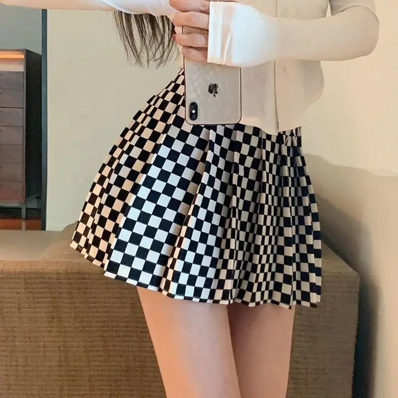 Gagaok Women Skirt 2025 Summer High Waist Slimming Pleated Skirts Outwear Casual French Style A Line Base Woman Clothing
Gagaok Women Skirt 2025 Summer High Waist Slimming Pleated Skirts Outwear Casual French Style A Line Base Woman Clothing