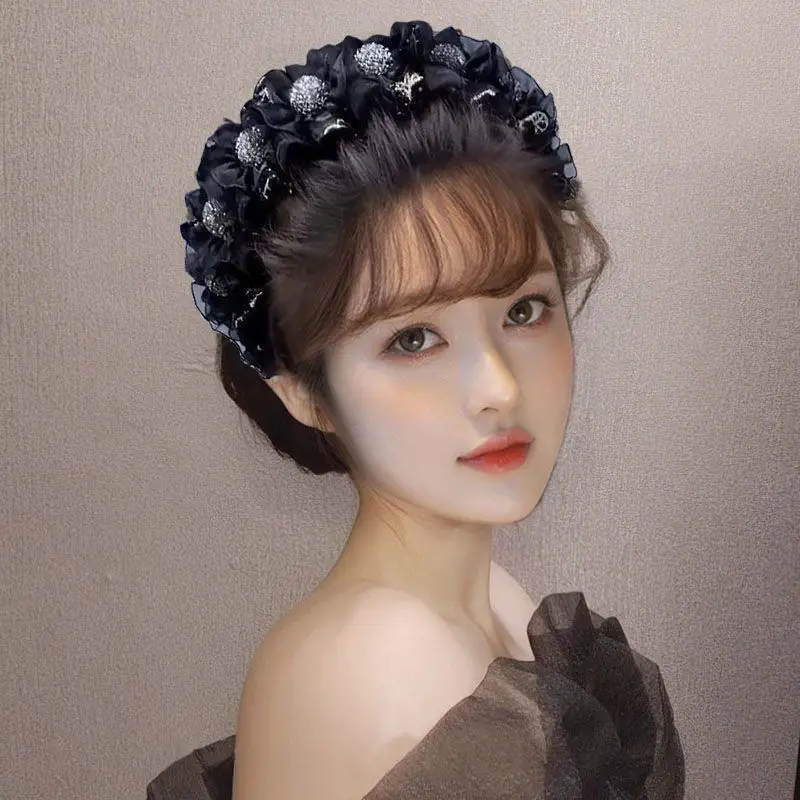 Female Korean Style 2026 New Headwear Rhinestone Black Hairband with Anti-Slip Teeth for Women Ladies Hair Clip Hair Accessories
Female Korean Style 2026 New Headwear Rhinestone Black Hairband with Anti-Slip Teeth for Women Ladies Hair Clip Hair Accessories