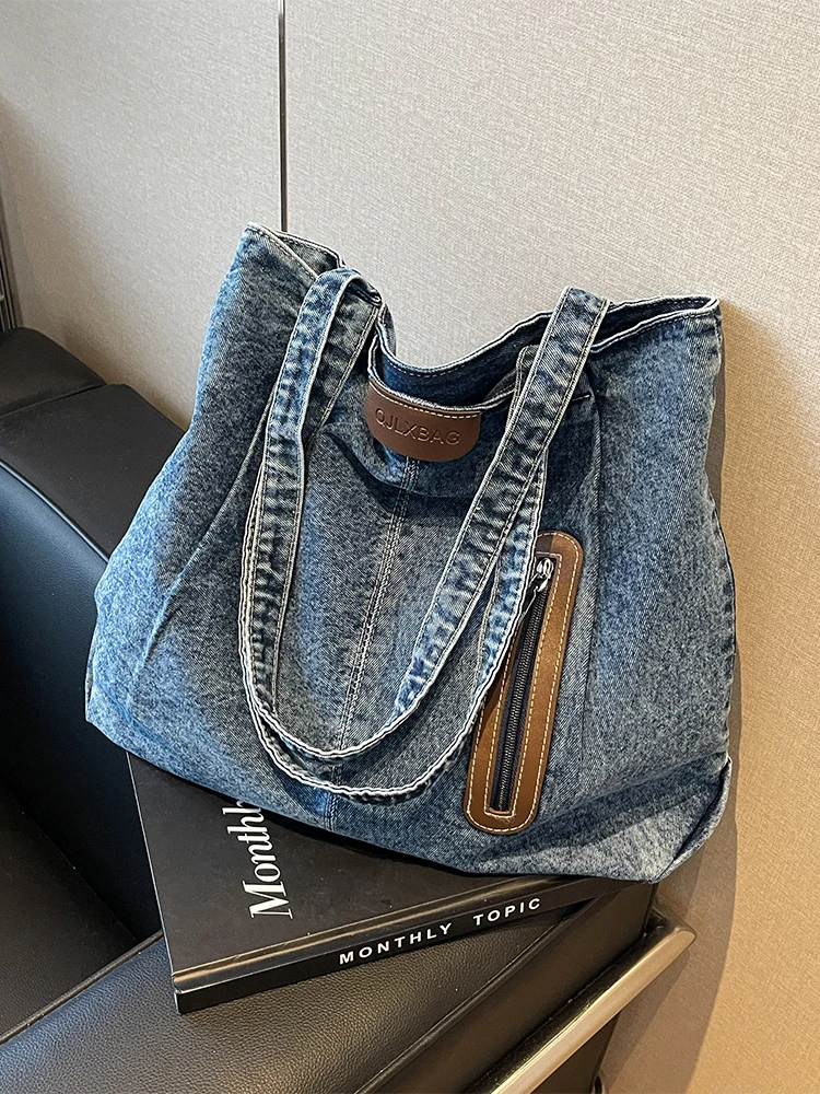 Casual Denim Women's Tote Bag Large Capacity Shoulder Bag Commuting Bag for Class Summer Trend ILINX Brand Soft Handle
Casual Denim Women's Tote Bag Large Capacity Shoulder Bag Commuting Bag for Class Summer Trend ILINX Brand Soft Handle