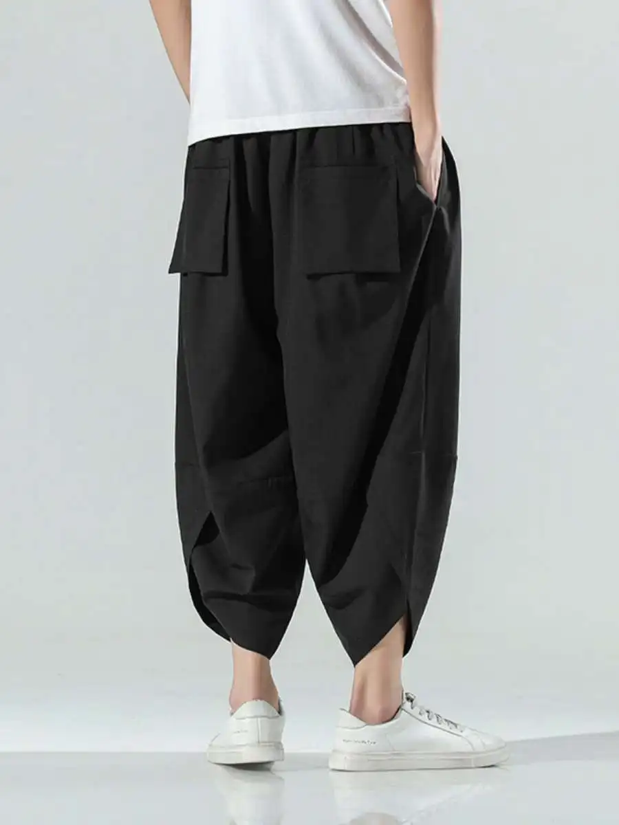 Новые мужские свободные широкие пляжные брюки из ледяного шелка, повседневные летние брюки со средней талией, веревка, дверная ручка, прямая тонкая ткань
Новые мужские свободные широкие пляжные брюки из ледяного шелка, повседневные летние брюки со средней талией, веревка, дверная ручка, прямая тонкая ткань