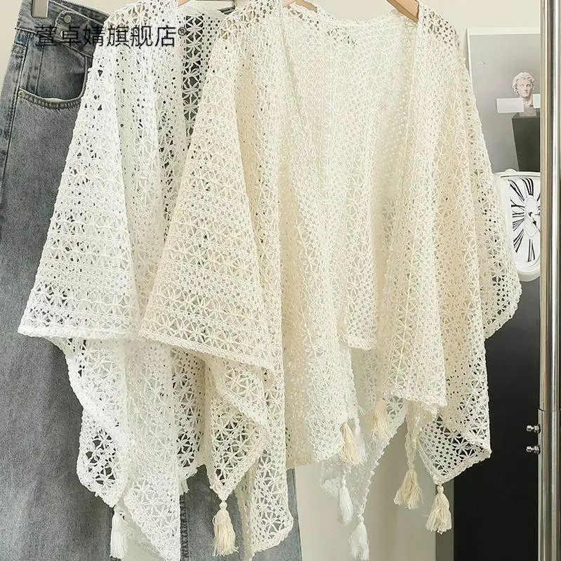 Retro Hollow out Knitted Lace Trim Open Cardigan Thin Spring Autumn Small Shawl Outer Layer Cotton Warm Cozy Shoulder Wrap
Retro Hollow out Knitted Lace Trim Open Cardigan Thin Spring Autumn Small Shawl Outer Layer Cotton Warm Cozy Shoulder Wrap