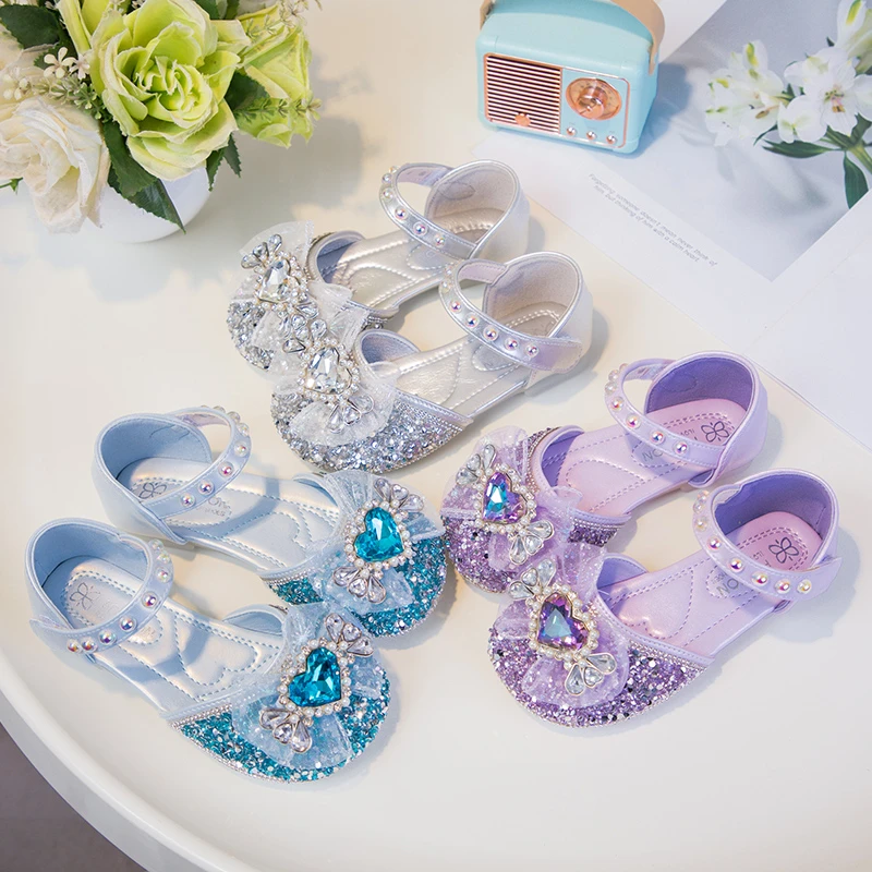 Girls Princess Sequins Sandals Children Heart Crystal Shoes Kids Flats Mary Jane Shoes for Party Wedding 2026 Spring Summer New
Girls Princess Sequins Sandals Children Heart Crystal Shoes Kids Flats Mary Jane Shoes for Party Wedding 2026 Spring Summer New