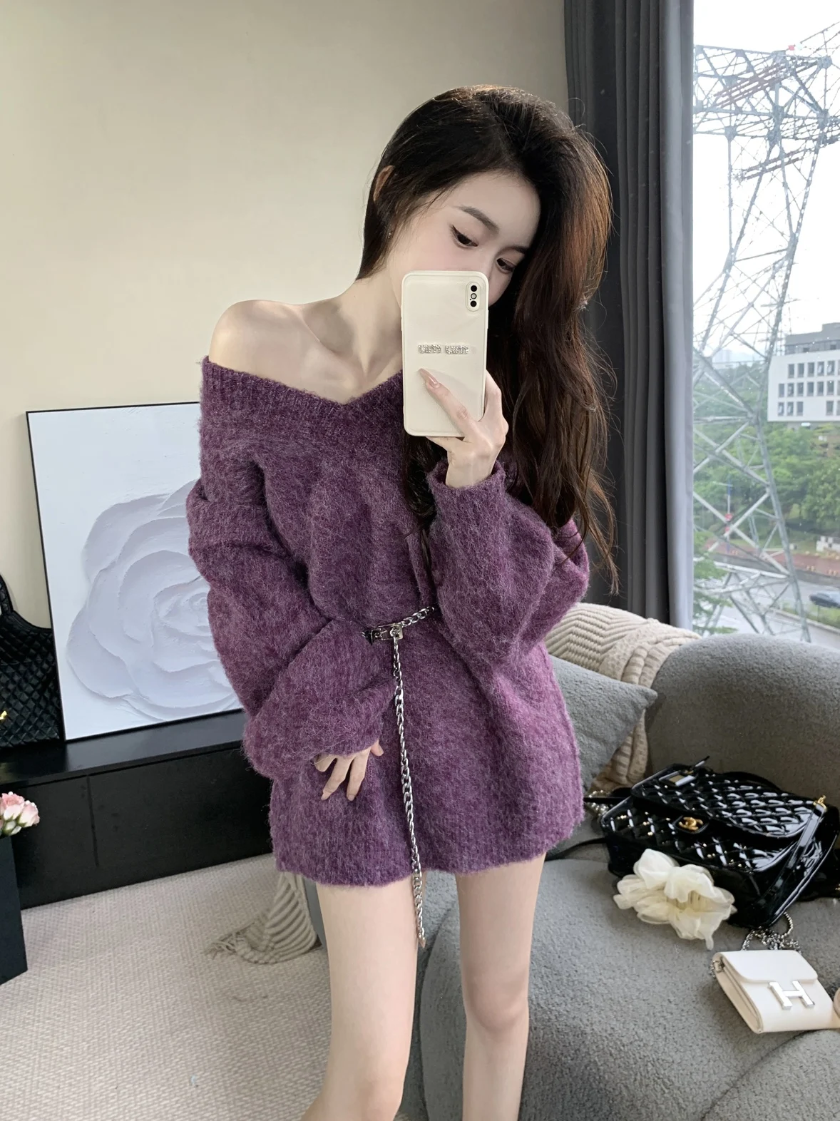 Женский свободный вязаный свитер на осень-зиму, фиолетовый, для повседневной носки, с V-образным вырезом, длинный рукав, стандартный крой, тонкий, однотонный
Женский свободный вязаный свитер на осень-зиму, фиолетовый, для повседневной носки, с V-образным вырезом, длинный рукав, стандартный крой, тонкий, однотонный