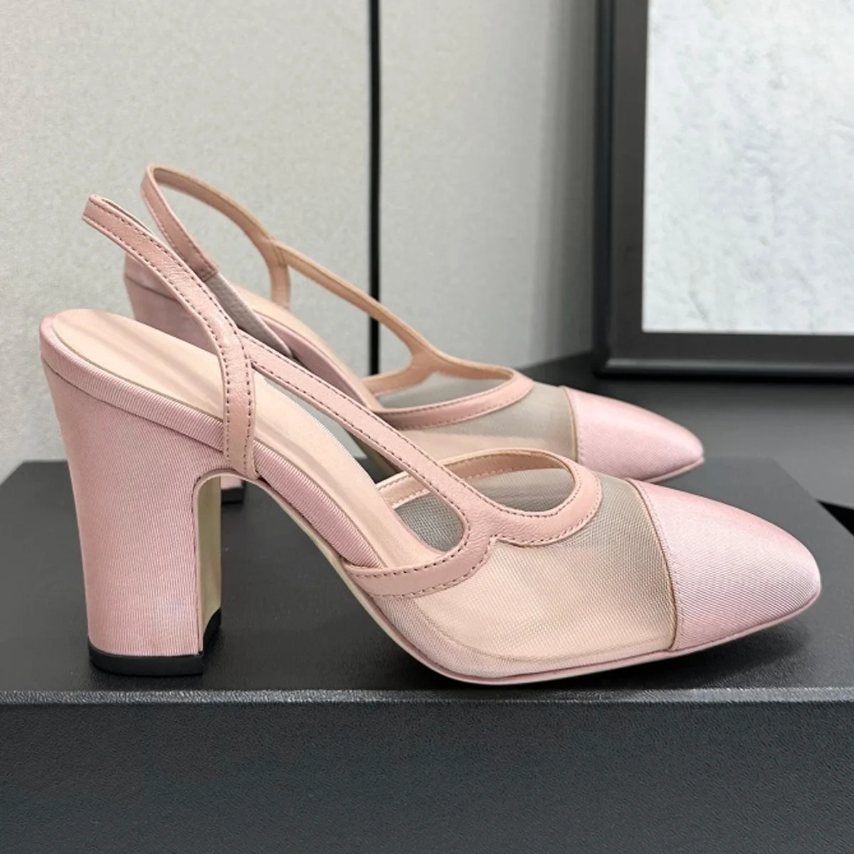 2026 Women's Mesh Slingback Chunky Heels, Square Toe Cap Toe Cutout Sandals, Elegant Retro Office Summer Shoes YYT26022526
2026 Women's Mesh Slingback Chunky Heels, Square Toe Cap Toe Cutout Sandals, Elegant Retro Office Summer Shoes YYT26022526