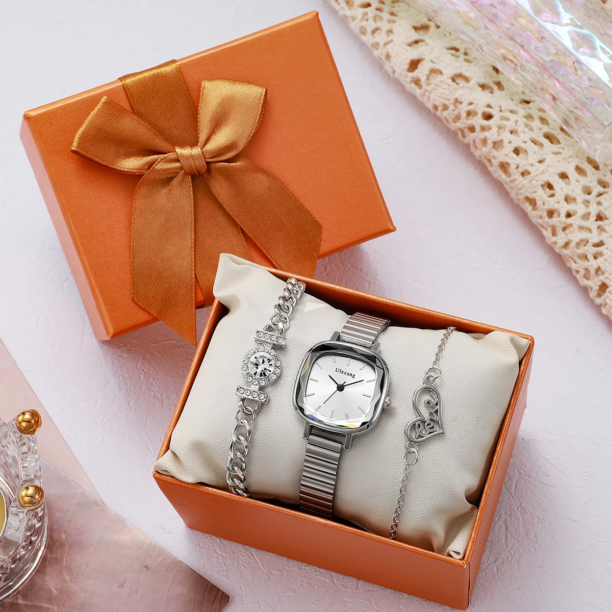 Minimalist Silver Square Watch & Jewelry Set - Faceted Dial Mesh Band Watch, Crystal Circle & Love Heart Bracelets, Sleek Access
Minimalist Silver Square Watch & Jewelry Set - Faceted Dial Mesh Band Watch, Crystal Circle & Love Heart Bracelets, Sleek Access