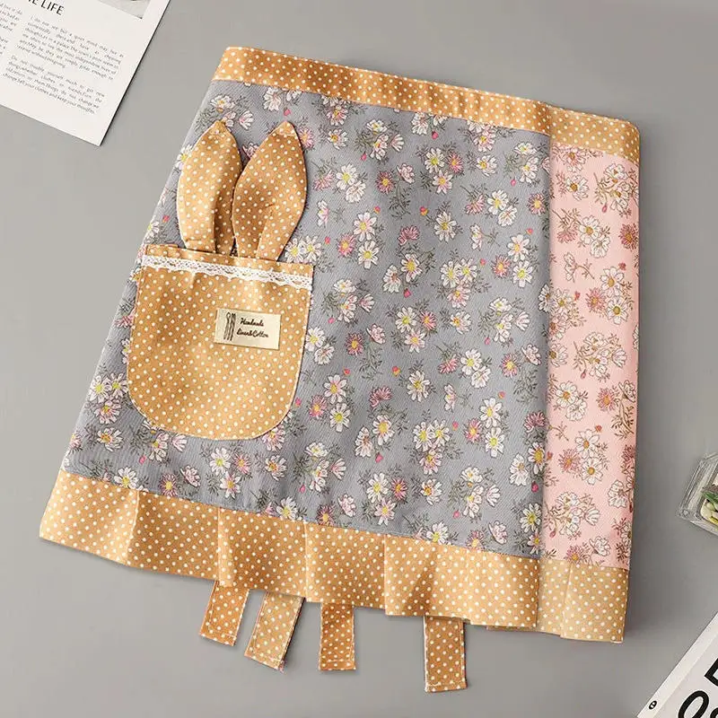 Женский милый фартук из полиэстера, стильный фартук с кроличьими ушками и цветочным принтом, без рукавов, кухонный фартук для домашней кухни
Женский милый фартук из полиэстера, стильный фартук с кроличьими ушками и цветочным принтом, без рукавов, кухонный фартук для домашней кухни