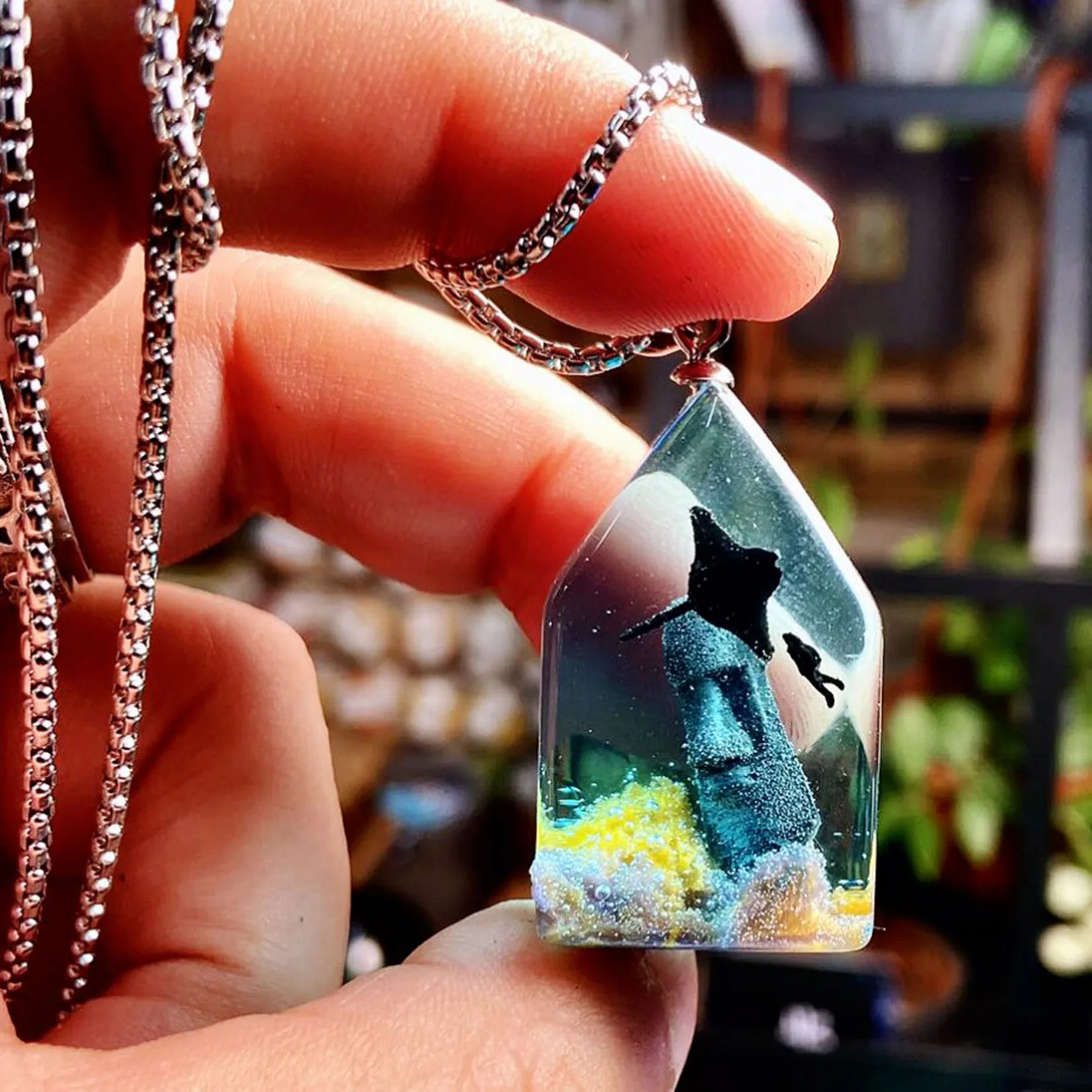 Handmade Ancient Civilization Ruins Deep Sea Diver Model Resin Drop Glue Spire Shaped Pendant Keychain Collection Scene Decor
Handmade Ancient Civilization Ruins Deep Sea Diver Model Resin Drop Glue Spire Shaped Pendant Keychain Collection Scene Decor