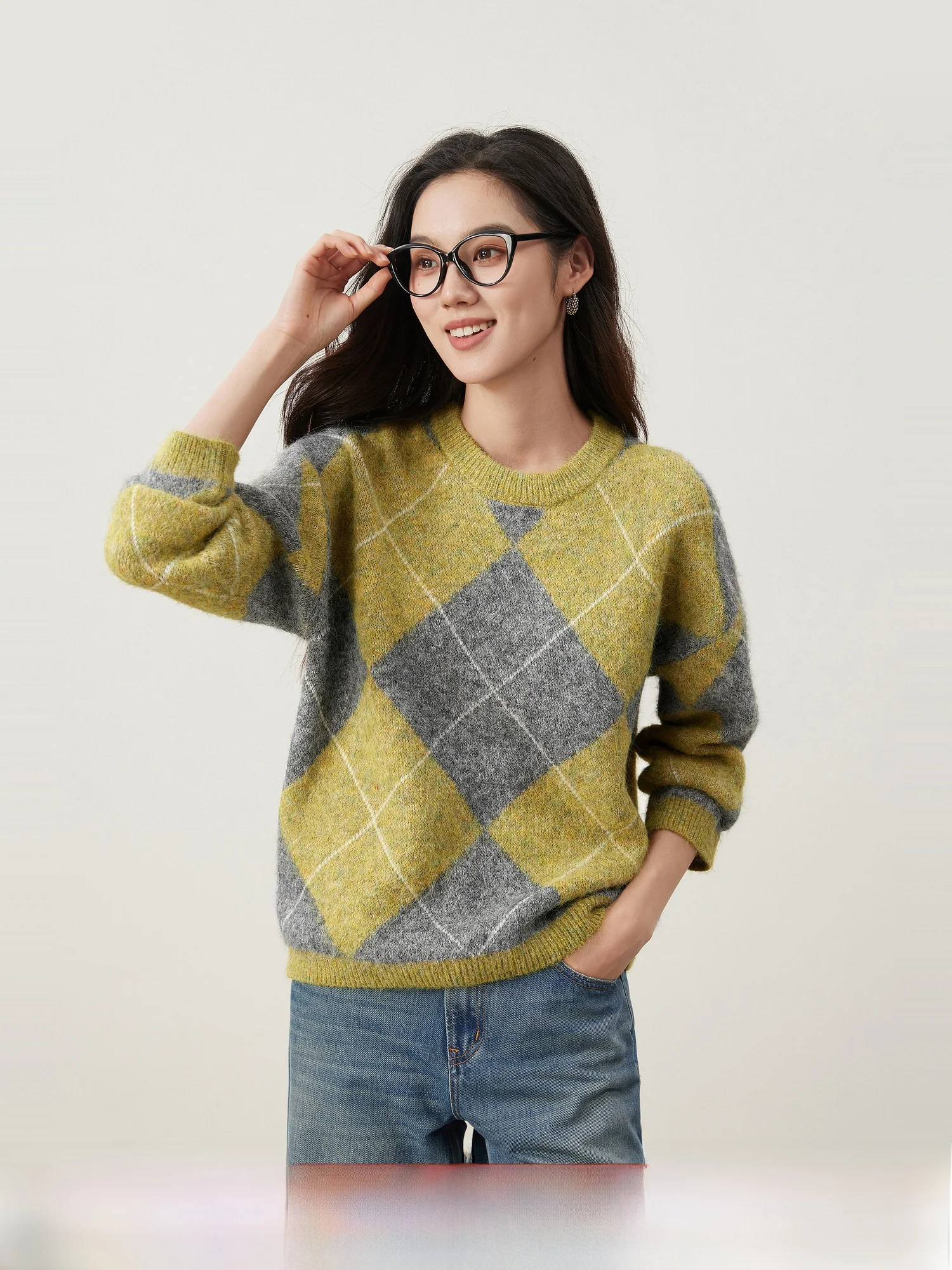 Ретро-свитер из двухцветной контрастной пряжи с круглым вырезом, вязаный из овечьей шерсти, облегающий, зимний, модный женский пуловер-топ
Ретро-свитер из двухцветной контрастной пряжи с круглым вырезом, вязаный из овечьей шерсти, облегающий, зимний, модный женский пуловер-топ