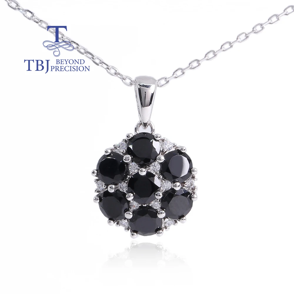 Simple women pendant necklace 925 sterling silver with natural Black spinel fine jewelry for women birthday gift
Simple women pendant necklace 925 sterling silver with natural Black spinel fine jewelry for women birthday gift