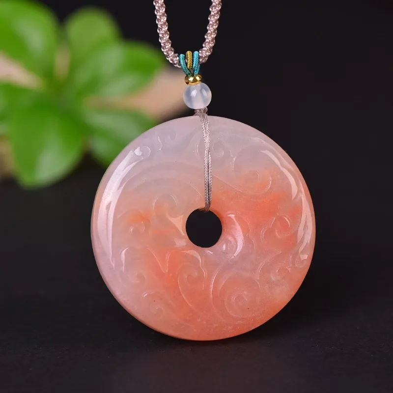 Stylish and Exquisite High Ice Auspicious Cloud Safety Buckle Necklace
Stylish and Exquisite High Ice Auspicious Cloud Safety Buckle Necklace