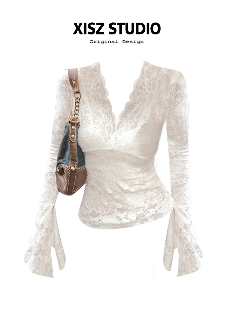 Women's Lace Shirts Blouses Y2k Vintage Aesthetic Harajuku 2000s Elegant Fashion Solid Color Long Sleeve Shirt Top Clothes 2025
Women's Lace Shirts Blouses Y2k Vintage Aesthetic Harajuku 2000s Elegant Fashion Solid Color Long Sleeve Shirt Top Clothes 2025
