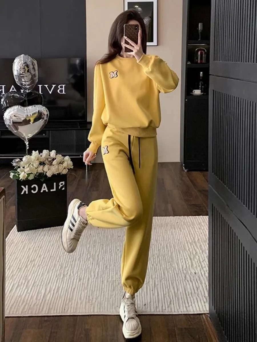 Casual Sportswear Set Women's Spring New Style Korean Chic Cute Youthful Running Suit Hoodie Two Piece Set Long Sleeve round ...
Casual Sportswear Set Women's Spring New Style Korean Chic Cute Youthful Running Suit Hoodie Two Piece Set Long Sleeve round ...