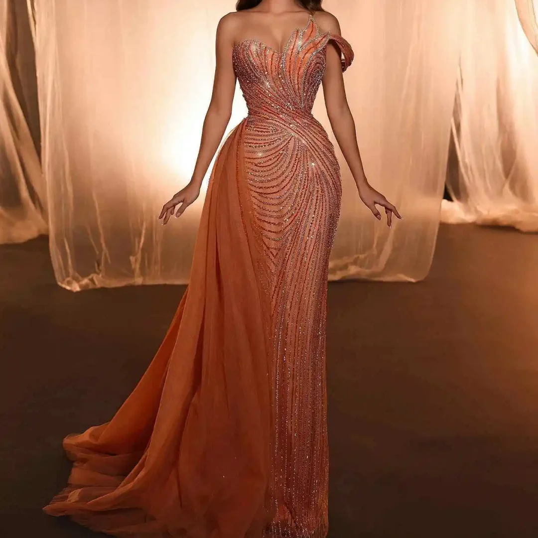 Sparkly Backless Designer Prom Dress Evening Dresses Mermaid Sequins Line Bead Tulle Detachable Gown Customized
Sparkly Backless Designer Prom Dress Evening Dresses Mermaid Sequins Line Bead Tulle Detachable Gown Customized