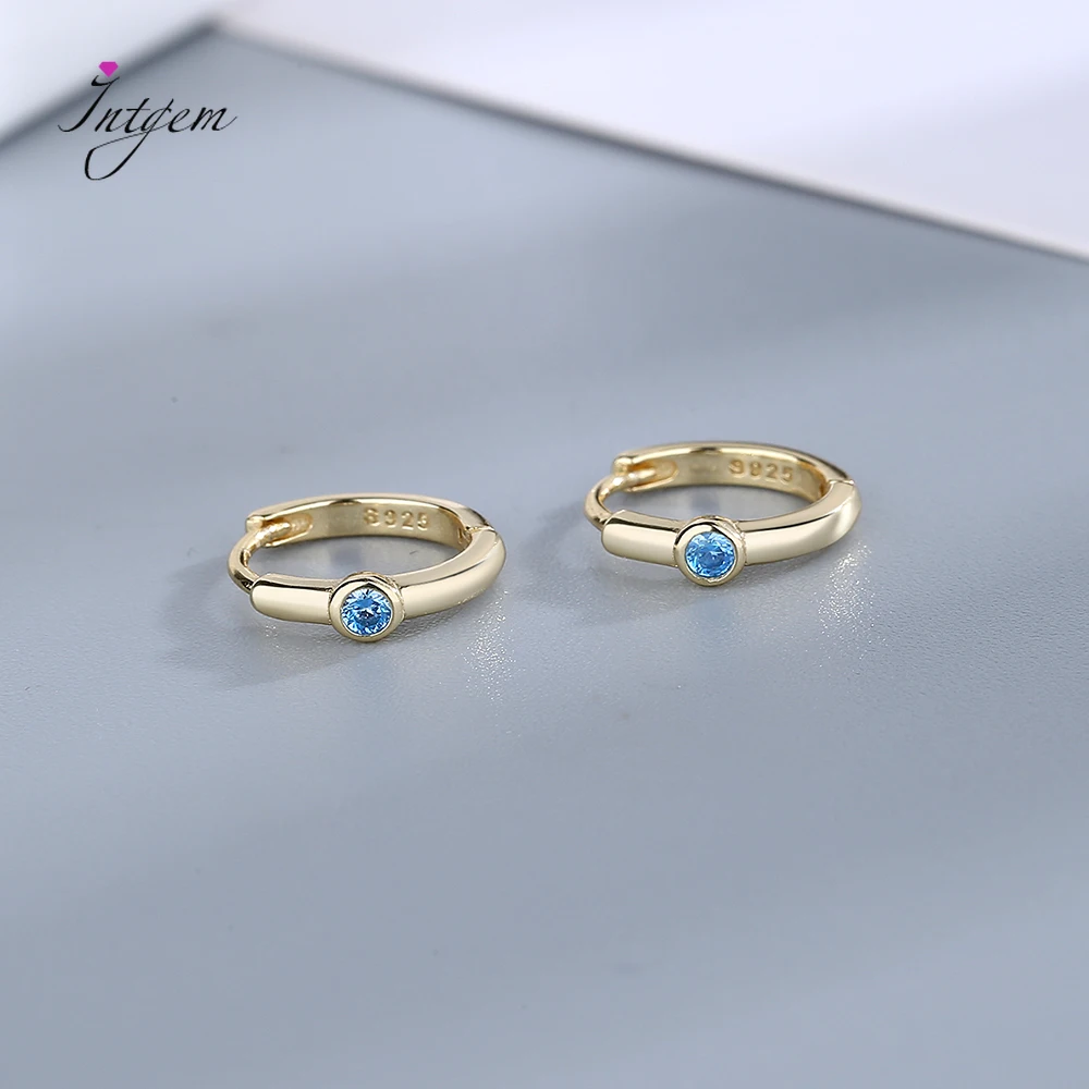 925 Sterling Silver Blue Zircon Stone Elegant Hoop Earrings For Women Gold Color Earring Fashion Jewelry
925 Sterling Silver Blue Zircon Stone Elegant Hoop Earrings For Women Gold Color Earring Fashion Jewelry