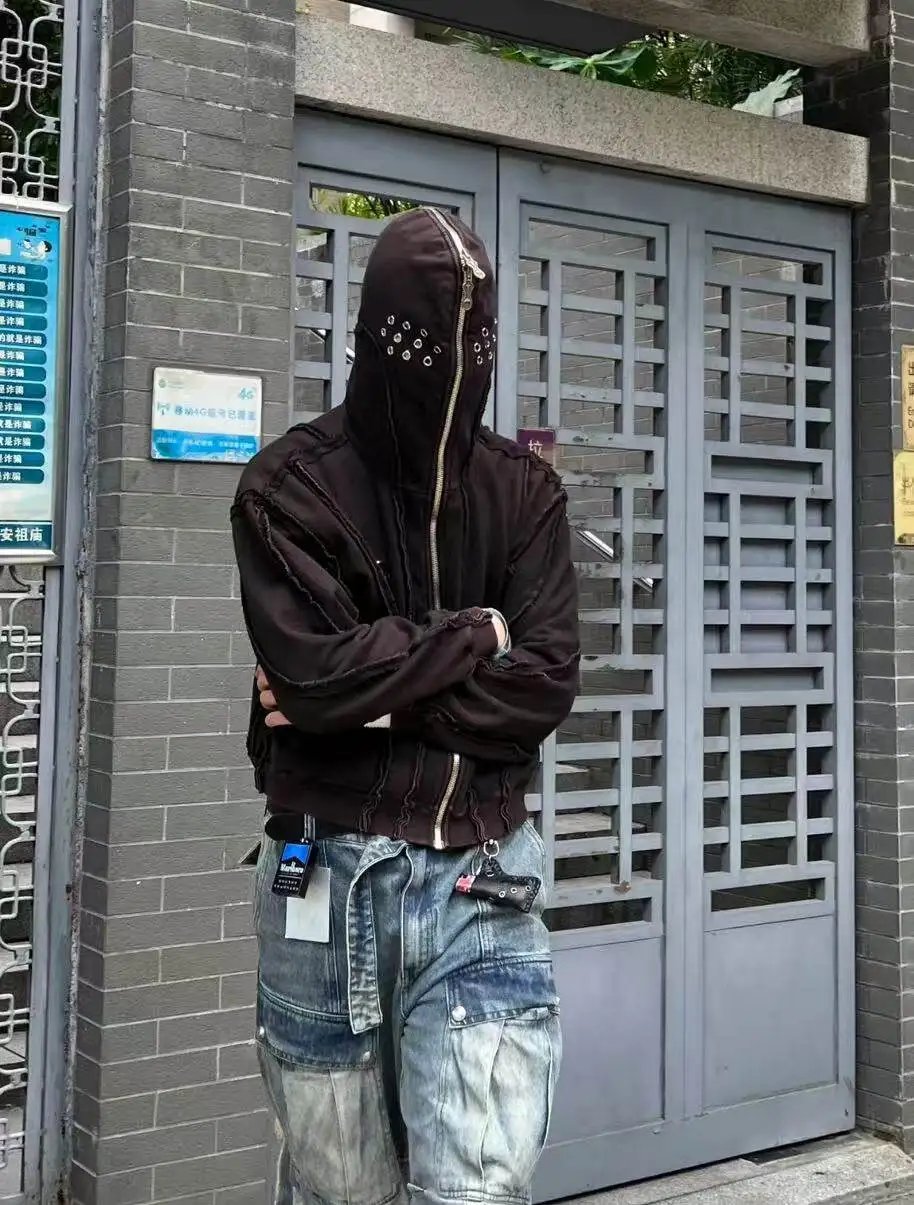 Thug club vibe silver masked burr rimmed zip cropped metal mask Boxy hoodie jacket
Thug club vibe silver masked burr rimmed zip cropped metal mask Boxy hoodie jacket