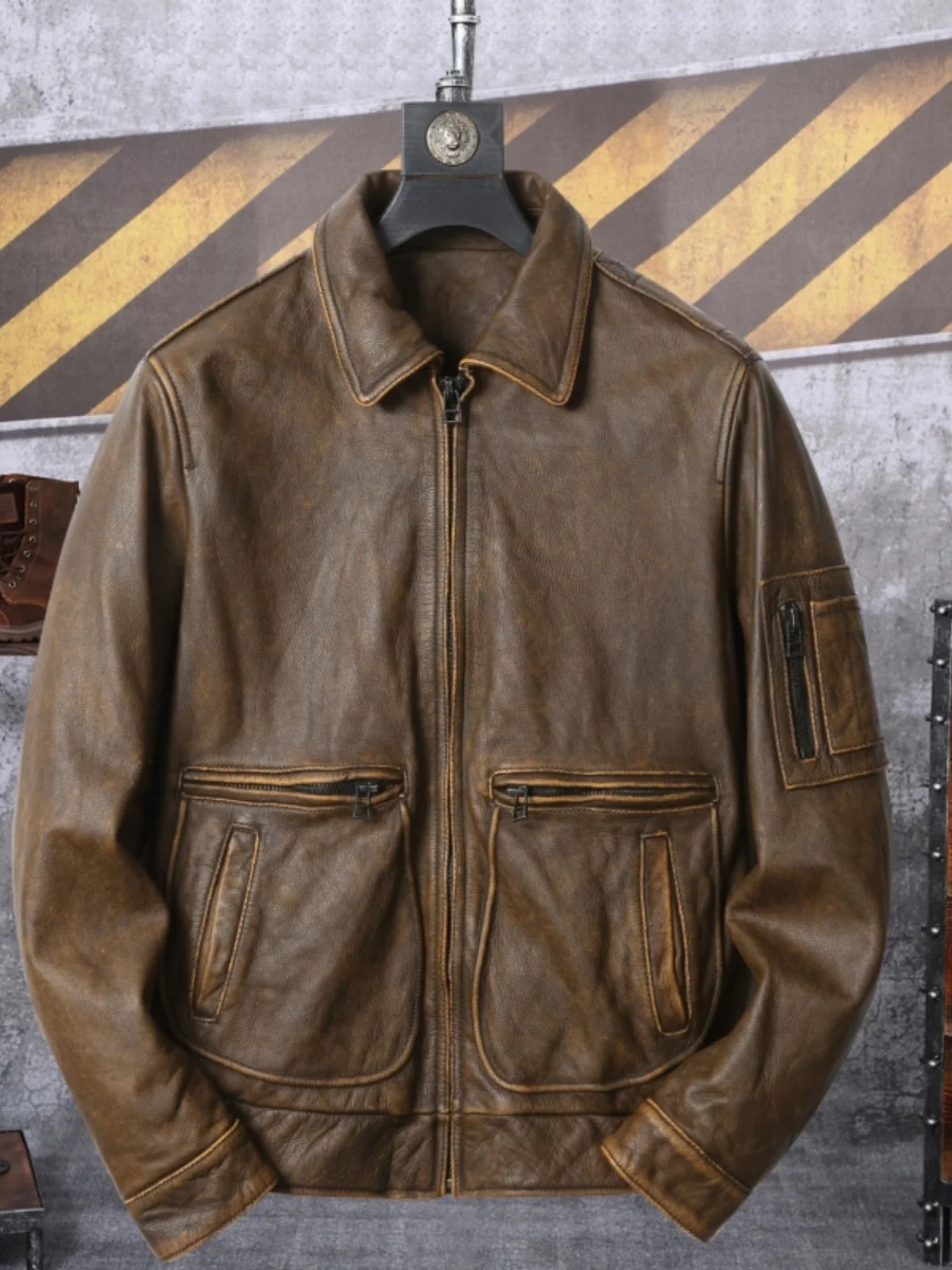 Винтажный верхний слой из натуральной яловой кожи, мужской байкерский сарафан, осенняя верхняя одежда Faion, городская молодежная повседневная одежда
Винтажный верхний слой из натуральной яловой кожи, мужской байкерский сарафан, осенняя верхняя одежда Faion, городская молодежная повседневная одежда