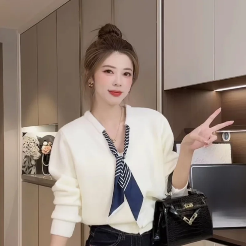 Dongguan Daliang вязаный свитер с защитой от мячей премиум-класса Quali Long Sve круглый открытый кардиган верхняя одежда на осень-зиму
Dongguan Daliang вязаный свитер с защитой от мячей премиум-класса Quali Long Sve круглый открытый кардиган верхняя одежда на осень-зиму