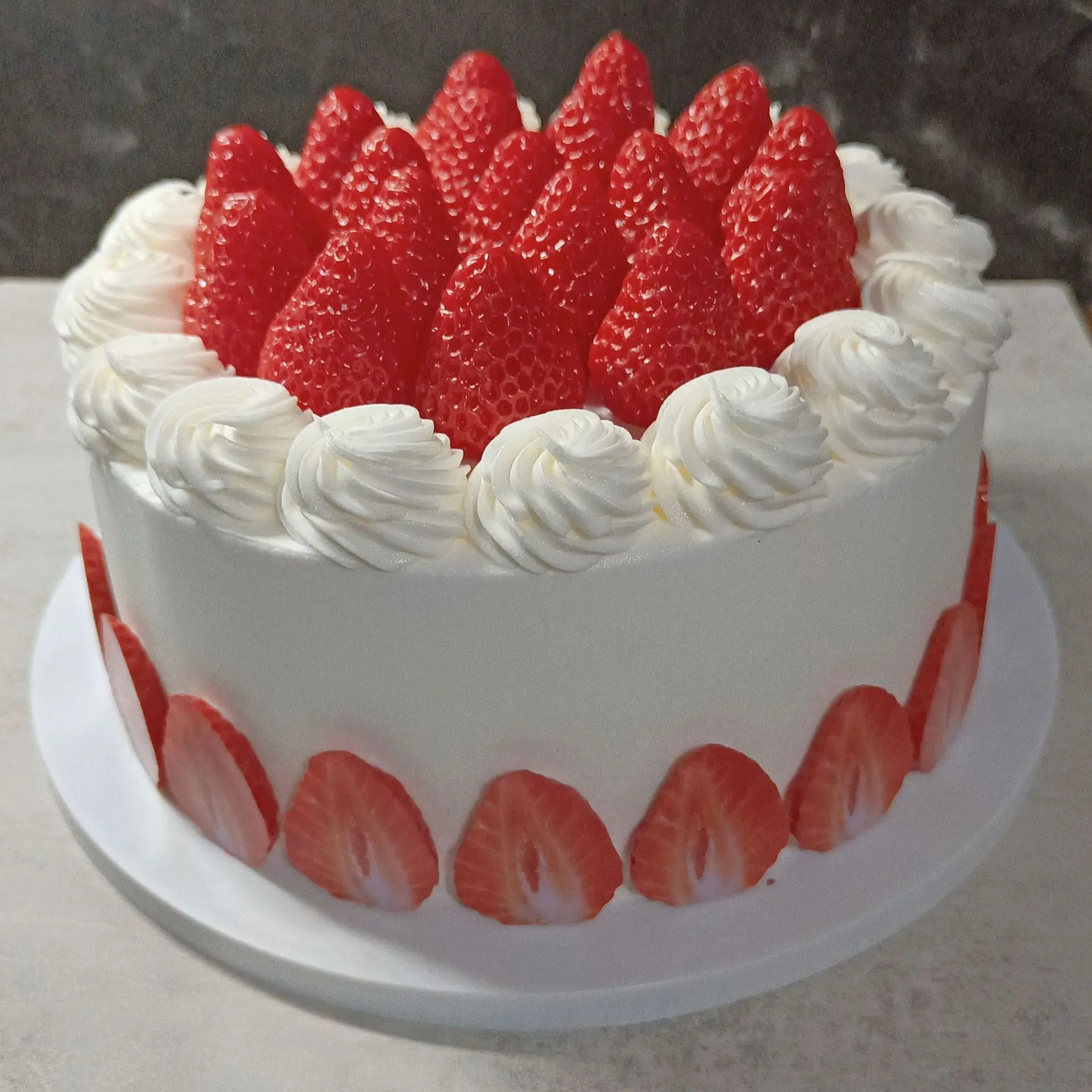 Новая 8-дюймовая модель торта на день рождения, имитация клубничного крема, торта, поддельные десертные украшения, витрина для хлебобулочных изделий, образцы фотографий
Новая 8-дюймовая модель торта на день рождения, имитация клубничного крема, торта, поддельные десертные украшения, витрина для хлебобулочных изделий, образцы фотографий