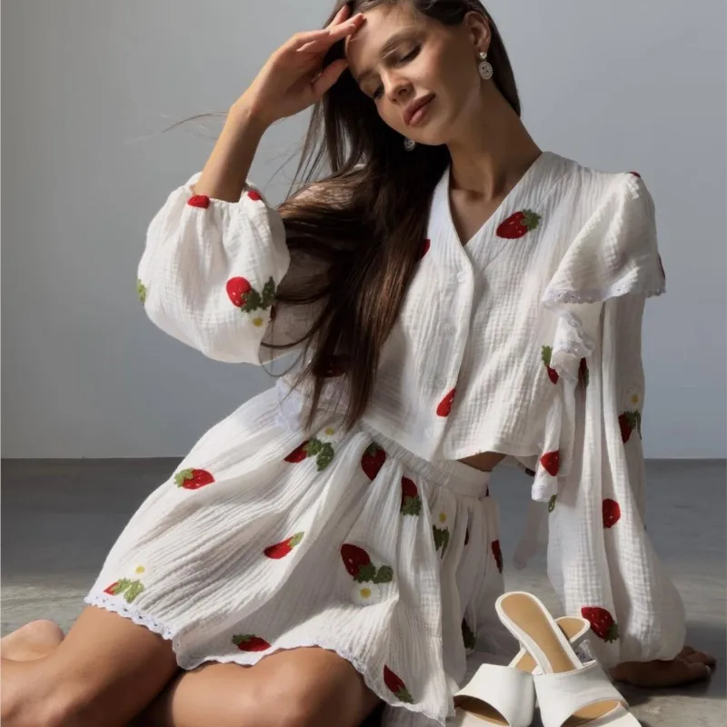 Sweet Girl Casual 2 Piece Sets For 2025 Autumn New Strawberry Print Lantern Sleeve Ruffle V-neck Shirts & Mini Skirts Set Female
Sweet Girl Casual 2 Piece Sets For 2025 Autumn New Strawberry Print Lantern Sleeve Ruffle V-neck Shirts & Mini Skirts Set Female