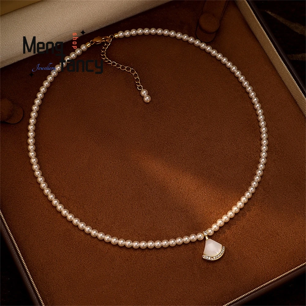 Natural Skirt Pendant Pearl Necklace, Simple And Elegant Collarbone Chain, Light Luxury And Niche Beaded Necklace Accessory
Natural Skirt Pendant Pearl Necklace, Simple And Elegant Collarbone Chain, Light Luxury And Niche Beaded Necklace Accessory