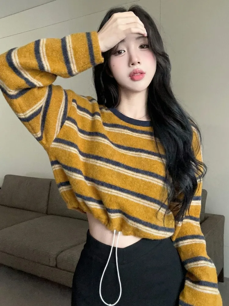Hong Kong Style Loose Fit Long Sleeve Drawstring Hoodie Women's Autumn Top Striped Casual Comfortable Breathable Knitted Garment
Hong Kong Style Loose Fit Long Sleeve Drawstring Hoodie Women's Autumn Top Striped Casual Comfortable Breathable Knitted Garment