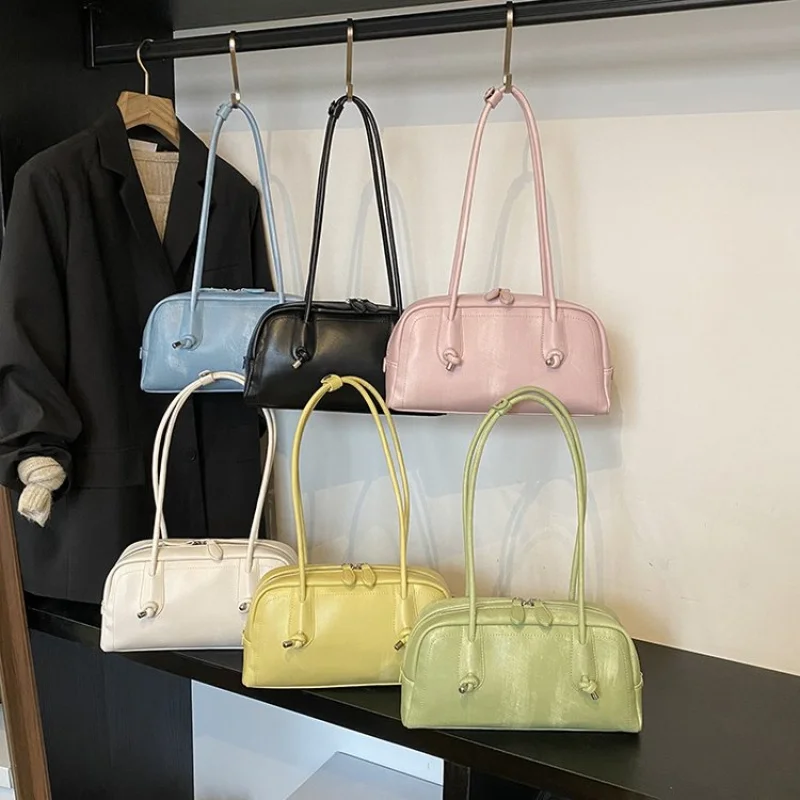 Высококачественная роскошная брендовая женская сумка-мессенджер, кожаная элегантная известная дизайнерская модная повседневная винтажная сумка
Высококачественная роскошная брендовая женская сумка-мессенджер, кожаная элегантная известная дизайнерская модная повседневная винтажная сумка