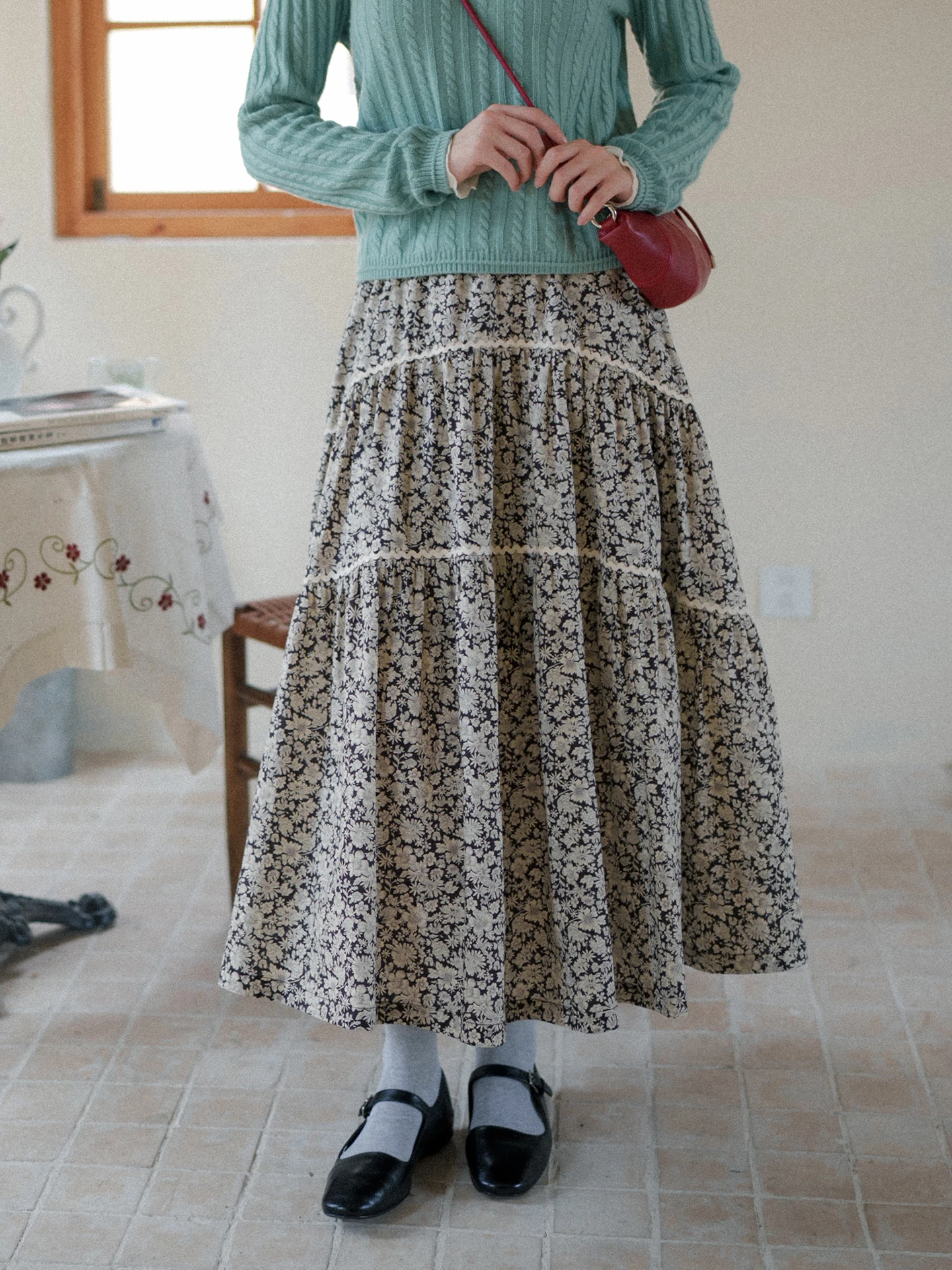 Retro Floral Semi-Long Skirt A-Line Cake Skirt Elastic Waist Slimming Floral Lace Patchwork Mid-Length Women's Cotton Skirt
Retro Floral Semi-Long Skirt A-Line Cake Skirt Elastic Waist Slimming Floral Lace Patchwork Mid-Length Women's Cotton Skirt
