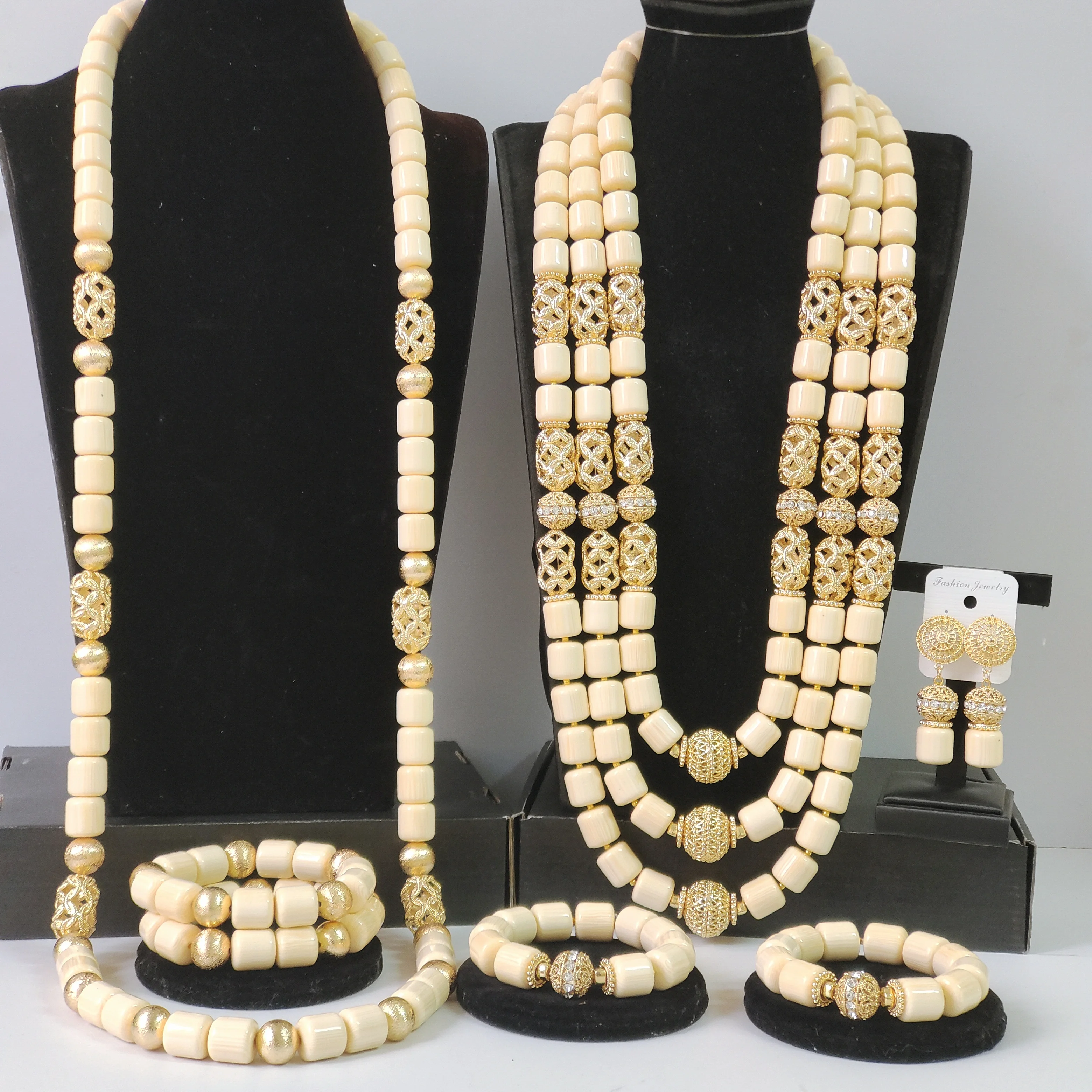 White Artificial Coral Couple Set African Wedding Nigerian Beads Jewelry Sets
White Artificial Coral Couple Set African Wedding Nigerian Beads Jewelry Sets