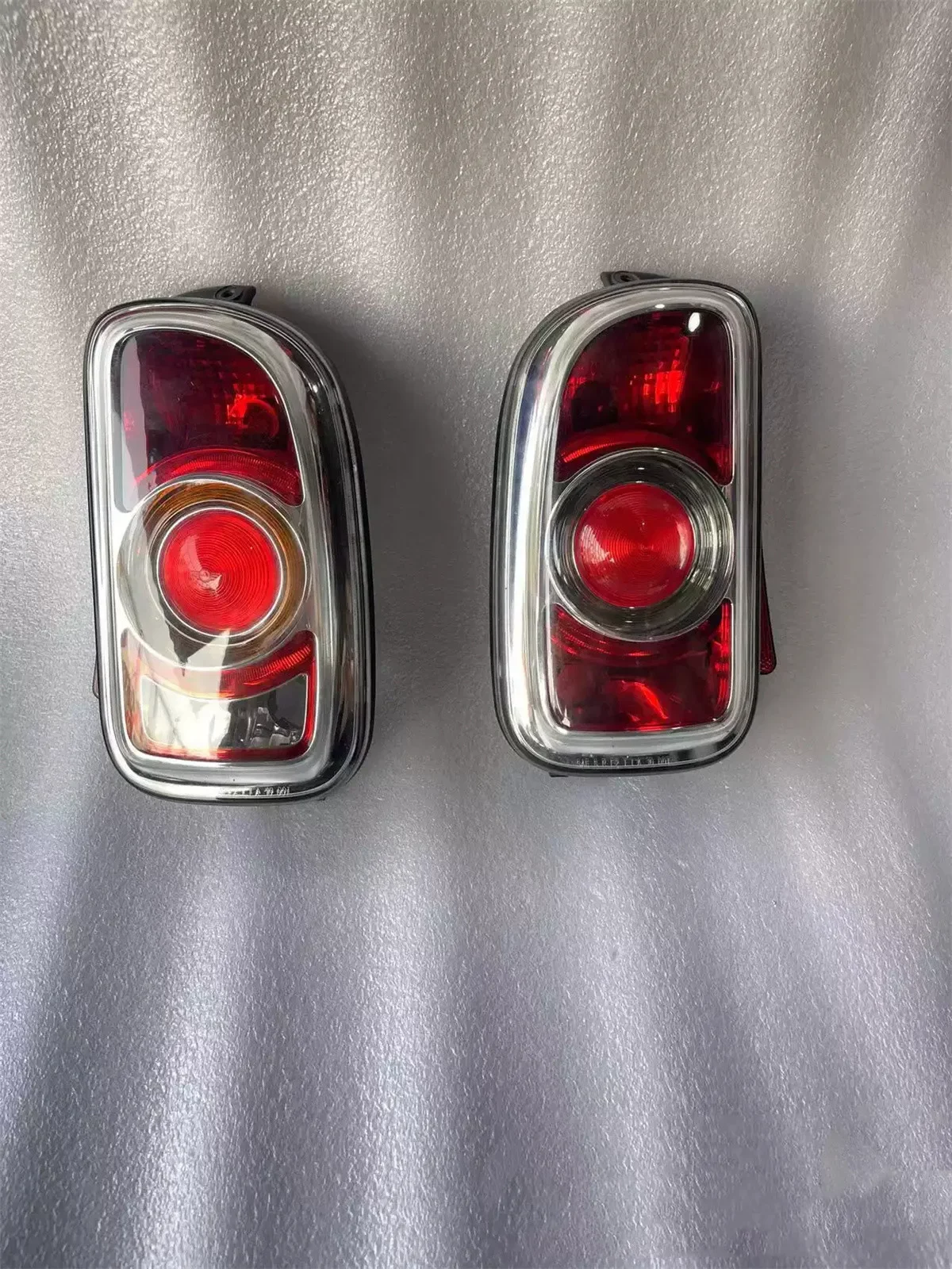 Car Led Rear Lamp Taillight Tail Light for BMW MINI R55 Brake Driving Reversing Lamp Turn Signal
Car Led Rear Lamp Taillight Tail Light for BMW MINI R55 Brake Driving Reversing Lamp Turn Signal