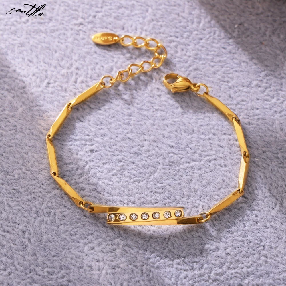 Shiny Zirconia Gold-Plated Bracelet for Women 316 Stainless Steel Bar Spliced Links Luxury Bracelet Ladies' Waterproof Jewelry
Shiny Zirconia Gold-Plated Bracelet for Women 316 Stainless Steel Bar Spliced Links Luxury Bracelet Ladies' Waterproof Jewelry