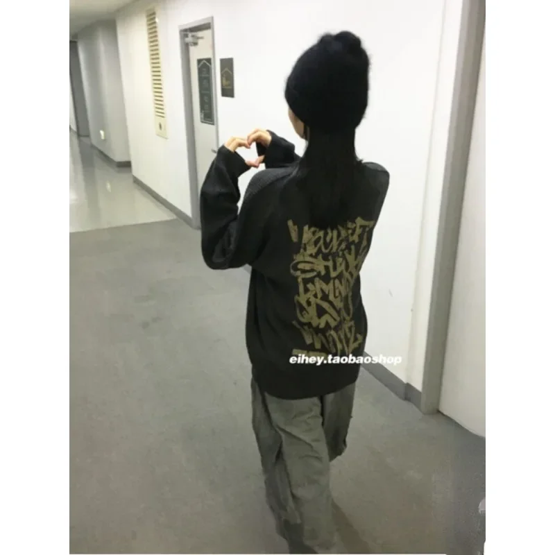 2024 Autumn for Women Tops Vintage Korean Retro High Street Semi-reverse Lettering Warm Soft Cashmere Sweater Knit Pullover Tops
2024 Autumn for Women Tops Vintage Korean Retro High Street Semi-reverse Lettering Warm Soft Cashmere Sweater Knit Pullover Tops
