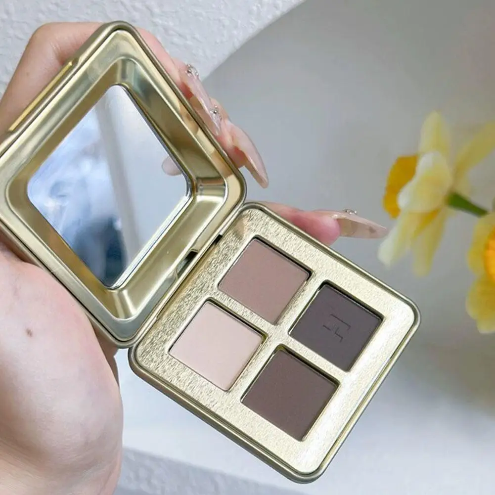 Hourglass 4-Color Eyeshadow Palette 4g - Highly Pigmented Long-Lasting, Hypoallergenic with Double-Ended Brush
Hourglass 4-Color Eyeshadow Palette 4g - Highly Pigmented Long-Lasting, Hypoallergenic with Double-Ended Brush