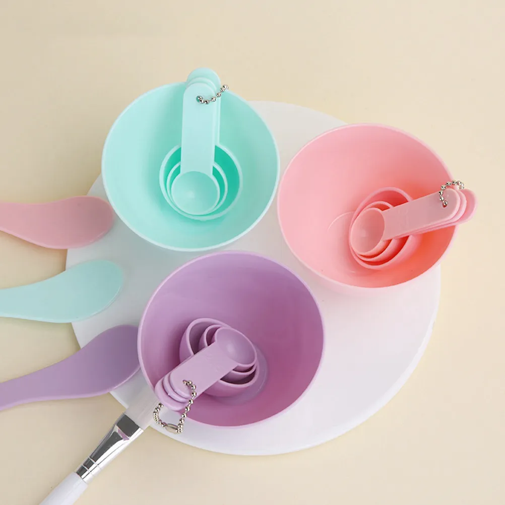 3Sets Facial Mask Tool Set DIY Beauty Mask Bowl Kit with Curved Ergonomic Handle Easy Clean Portable Lightweight for Home Spa
3Sets Facial Mask Tool Set DIY Beauty Mask Bowl Kit with Curved Ergonomic Handle Easy Clean Portable Lightweight for Home Spa