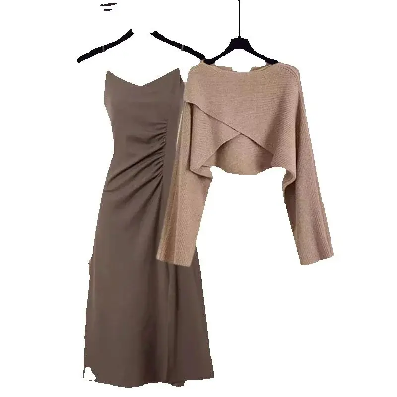2025 Women Spring Autumn New Chic Skirt Matching Set Female Elegant Long Sleeve Sweater + Sling Dress Two Piece Suit
2025 Women Spring Autumn New Chic Skirt Matching Set Female Elegant Long Sleeve Sweater + Sling Dress Two Piece Suit