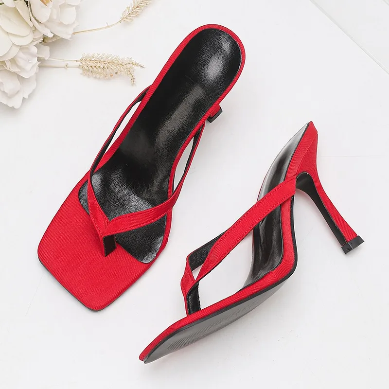 Women's Square Open Toe Satin Thong Strap Slip‑On Stiletto Heel Mule Sandals,Minimalist Sexy Evening Party Footwear,Drop Shippin
Women's Square Open Toe Satin Thong Strap Slip‑On Stiletto Heel Mule Sandals,Minimalist Sexy Evening Party Footwear,Drop Shippin