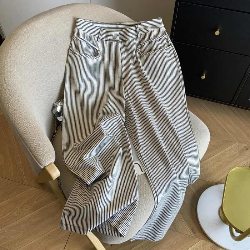 Новинка: Женские повседневные брюки прямого кроя с высокой талией из трикотажной ткани с асимметричной отделкой, летняя коллекция
Новинка: Женские повседневные брюки прямого кроя с высокой талией из трикотажной ткани с асимметричной отделкой, летняя коллекция