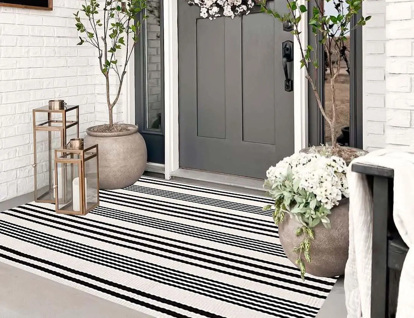 Black and White Outdoor Rug 3'x 5' Front Porch Rug Cotton Hand-Woven Striped Rug Machine Washable Indoor/Outdoor Area Rug Fro
Black and White Outdoor Rug 3'x 5' Front Porch Rug Cotton Hand-Woven Striped Rug Machine Washable Indoor/Outdoor Area Rug Fro