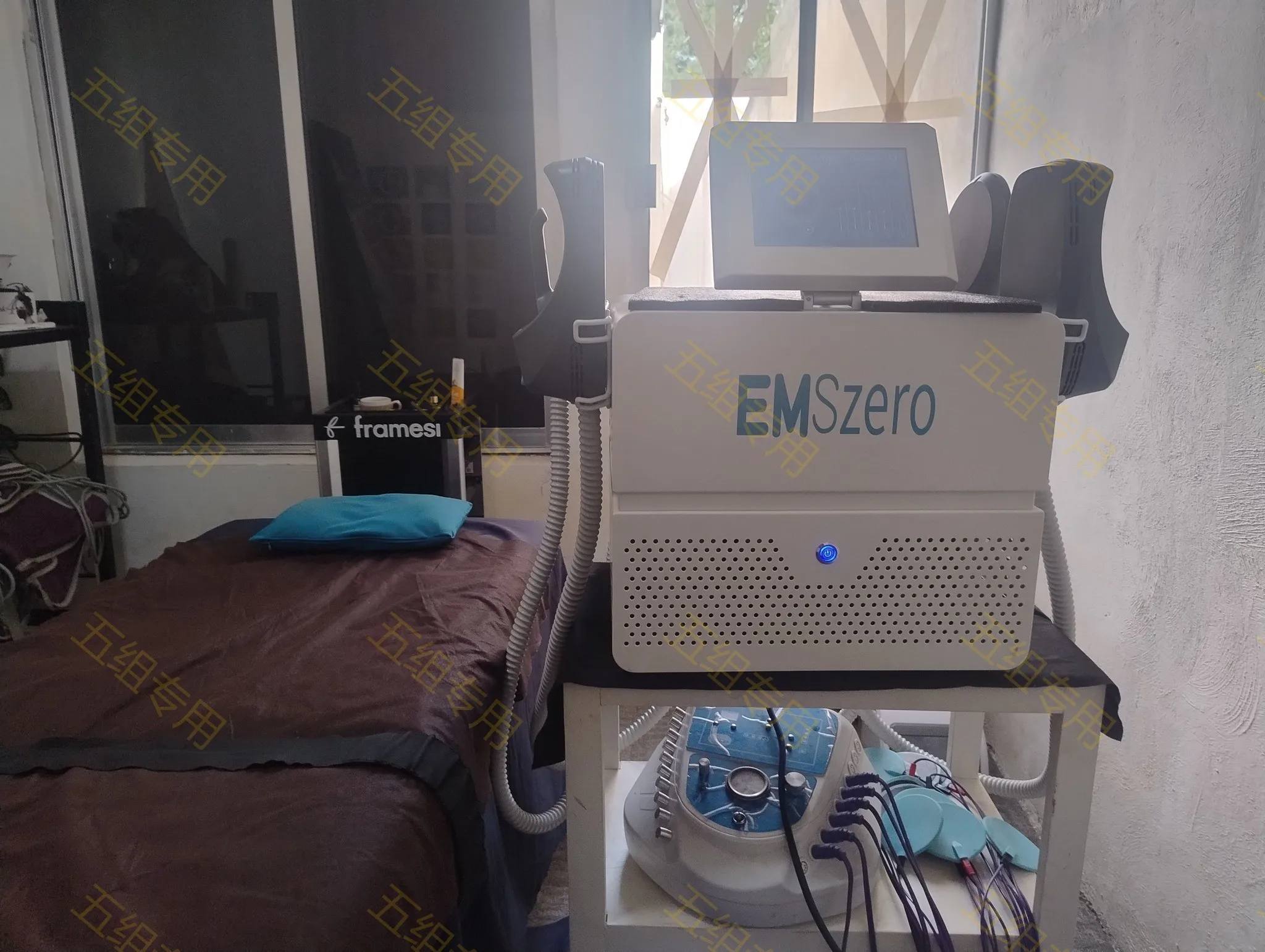 2025 EMS NEO RF Hi Muscle Generator -15 Tesla Portable Fitness Machine, 6500W 200Hz, Suitable for Home Gyms and Fat Burning
2025 EMS NEO RF Hi Muscle Generator -15 Tesla Portable Fitness Machine, 6500W 200Hz, Suitable for Home Gyms and Fat Burning
