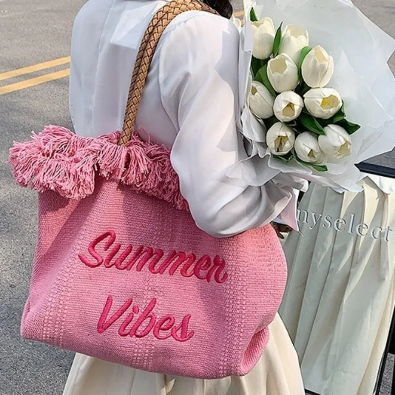 Новая холщовая сумка большой вместимости, большая сумка с вышивкой и буквами, женская сумка, тканая пляжная сумка, сумка на плечо
Новая холщовая сумка большой вместимости, большая сумка с вышивкой и буквами, женская сумка, тканая пляжная сумка, сумка на плечо