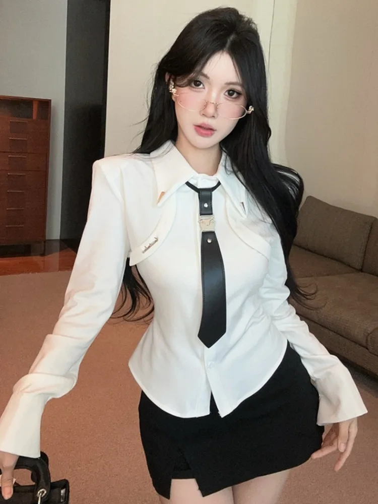 Sexy Splice Collar Long Sleeve Shirt with Tie Fake Two-Piece Set Standard Fit Breathable Skin-Friendly Casual Spring Shirt
Sexy Splice Collar Long Sleeve Shirt with Tie Fake Two-Piece Set Standard Fit Breathable Skin-Friendly Casual Spring Shirt