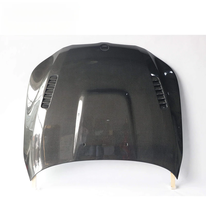 suitable for BMW 5 Series E60 (2003-2010) to the LY model carbon fiber hood
suitable for BMW 5 Series E60 (2003-2010) to the LY model carbon fiber hood