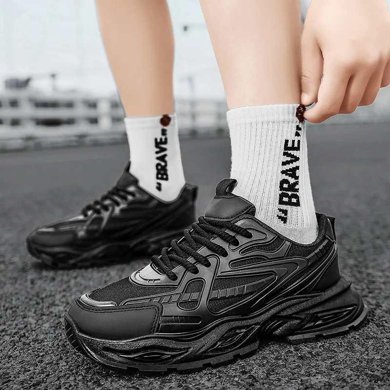 Men's breathable mesh sports shoes, soft soled lace up casual men's shoes, running shoes
Men's breathable mesh sports shoes, soft soled lace up casual men's shoes, running shoes