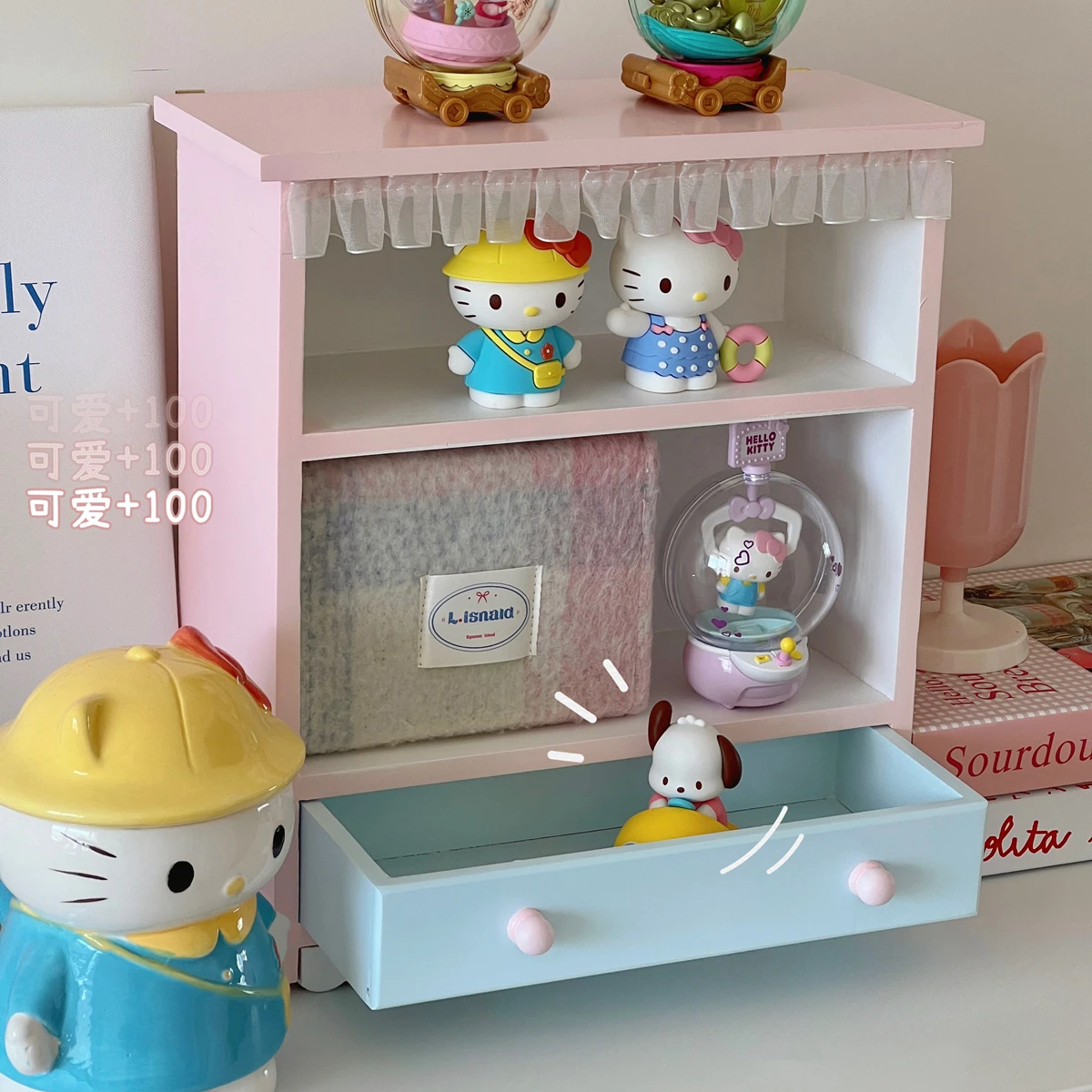 Doll Storage Box Multi-function Perfume Cosmetics Ornaments Storage Rack Ins Wooden Display Double-layer Desktop Storage Cabinet
Doll Storage Box Multi-function Perfume Cosmetics Ornaments Storage Rack Ins Wooden Display Double-layer Desktop Storage Cabinet