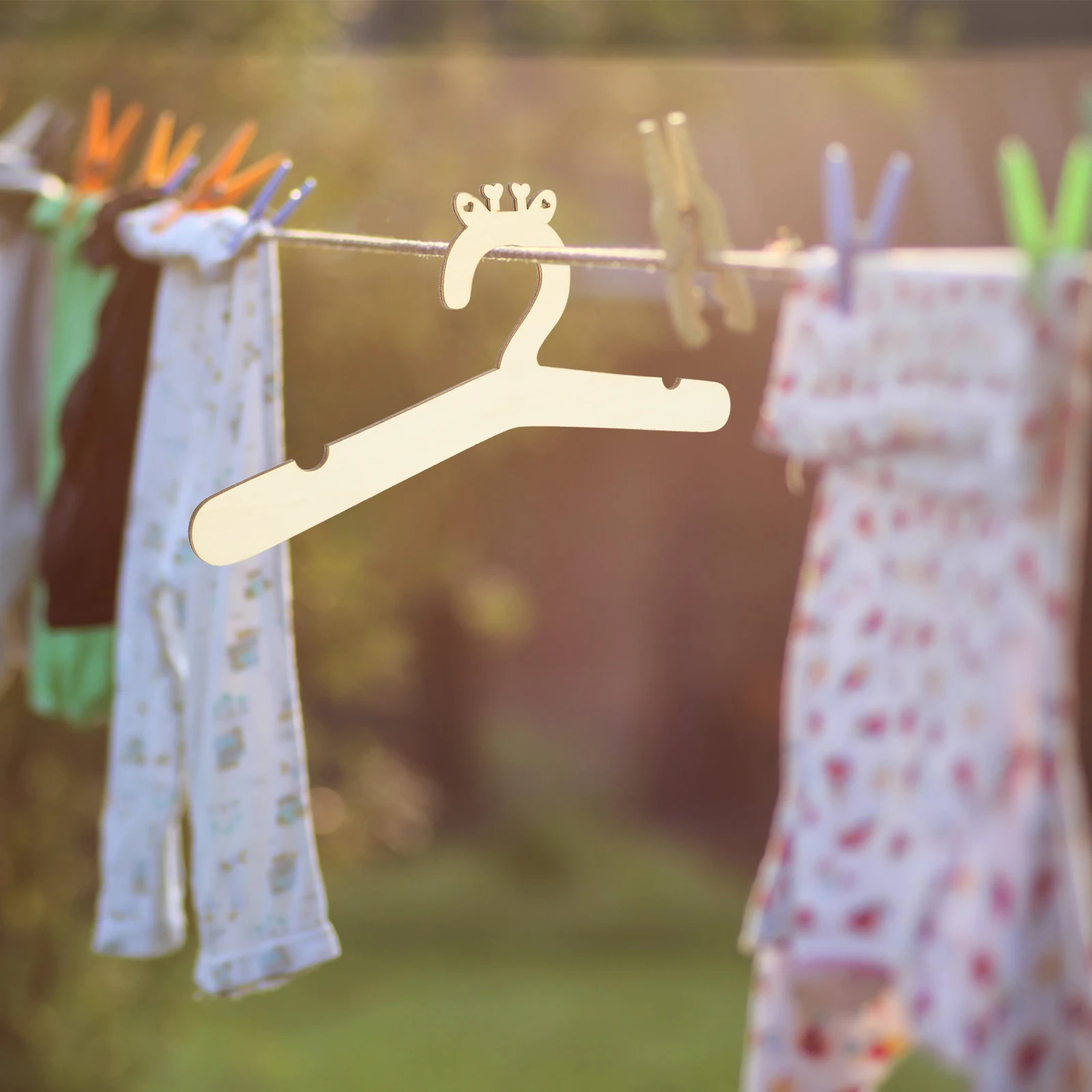 2pcs Wooden Hangers Baby Clothes Toddler Hanger Compact Storage Smooth Surface Kids Clothing Prop Decorative Mini Hanger nament
2pcs Wooden Hangers Baby Clothes Toddler Hanger Compact Storage Smooth Surface Kids Clothing Prop Decorative Mini Hanger nament