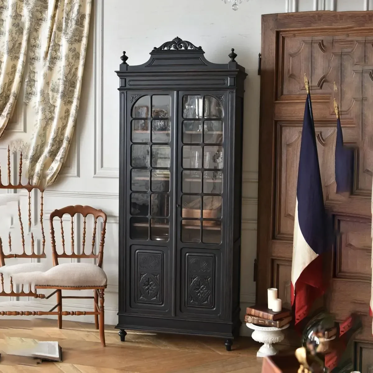 z.Solid Wood French Retro Mid-Century Sideboard Living Room Wall-Mounted Storage Western Antique Display Cabinet
z.Solid Wood French Retro Mid-Century Sideboard Living Room Wall-Mounted Storage Western Antique Display Cabinet