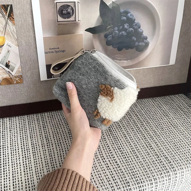 New style sheep coin wallet bags with zipper portable travel little things storage bags custom printed label hang on schoolbag
New style sheep coin wallet bags with zipper portable travel little things storage bags custom printed label hang on schoolbag
